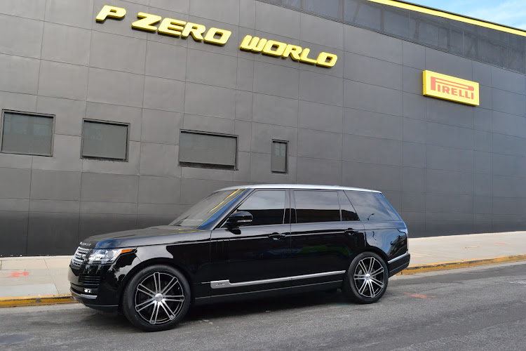 Pirelli P ZERO World