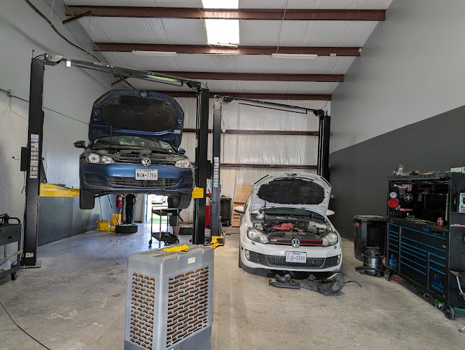 Awax Tuning & Automotive