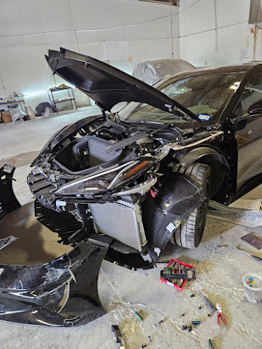 Collision and Autobody repair @ American Autotech