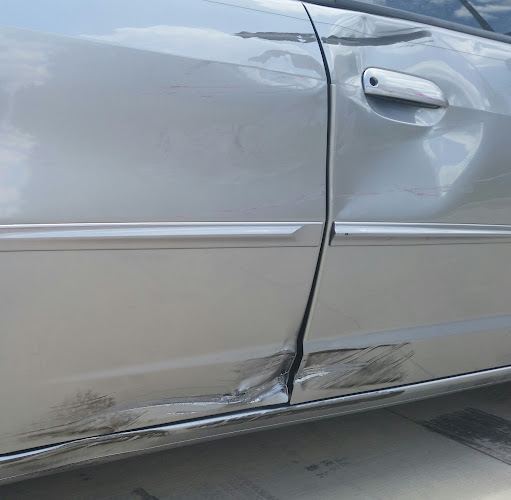DFW Collision Center - Arlington
