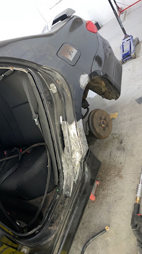 Elite auto collision