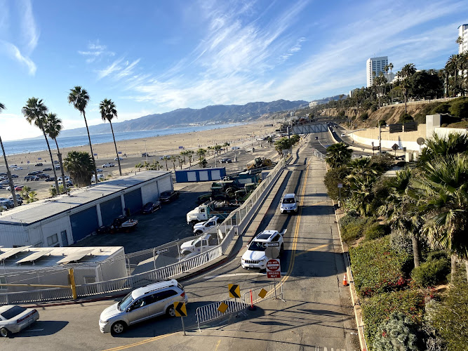 Santa Monica Beach Parking