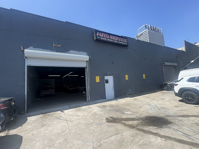 LUX LINE AUTO BODY SHOP