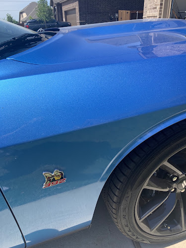 Raymond's Paint and Body
