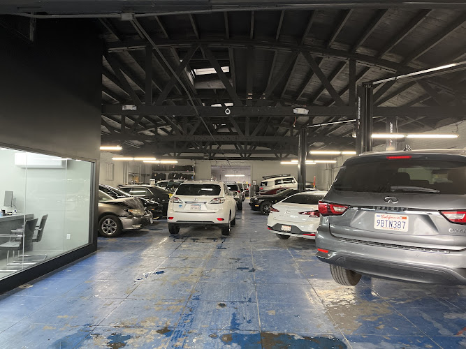 Blackstone Collision Center