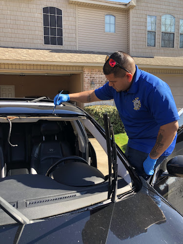 Flash Autoglass LLC.