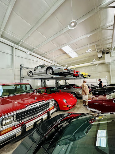 HCC Specialty Cars