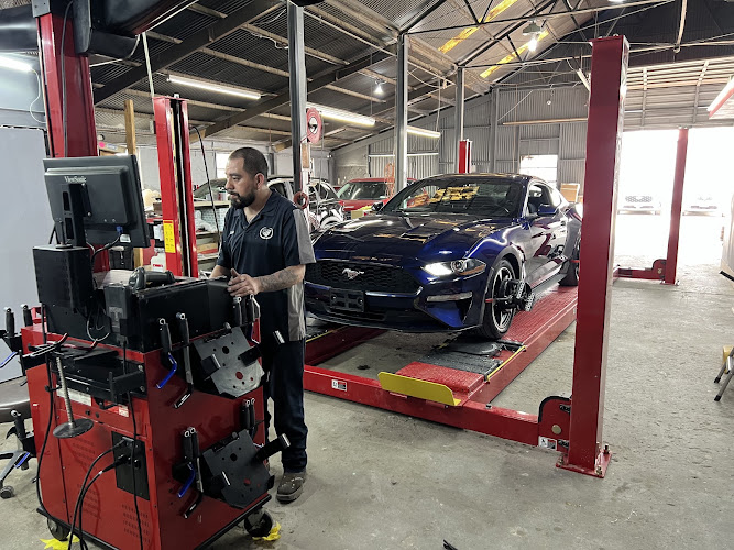 L & R Paint & Body Shop