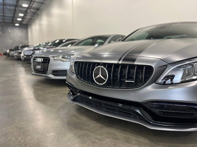 Lux Auto Centre - Car Dealership