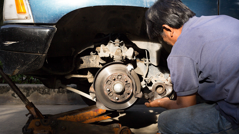 Mars Brakes & Tires
