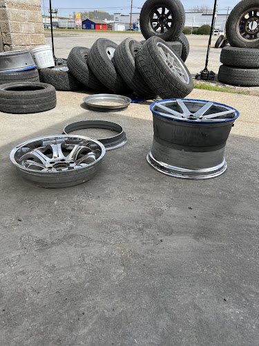 Nino's Tires and welding shop co