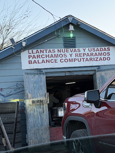 Royal Tire Shop