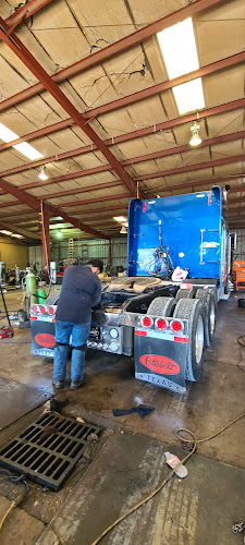 Salazar Semi-Truck Repair Inc