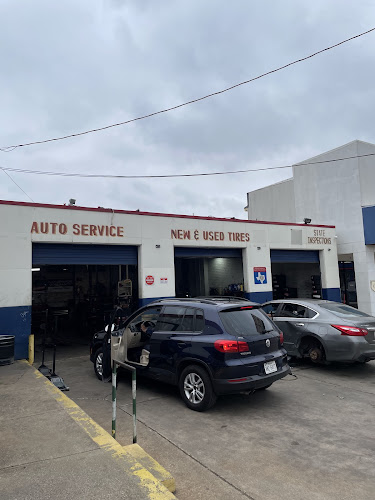Ross Auto & Tire Shop