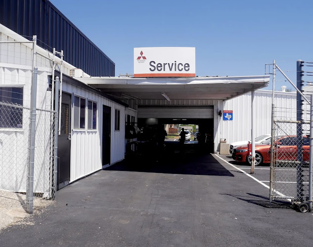 South Dallas Mitsubishi Service Center