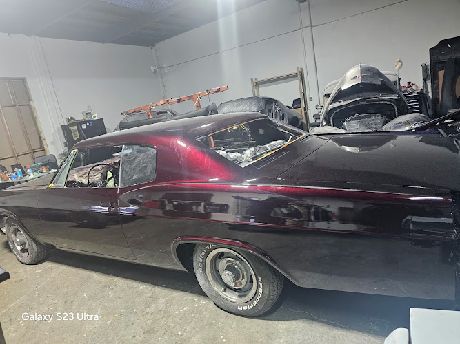 SFR collision center
