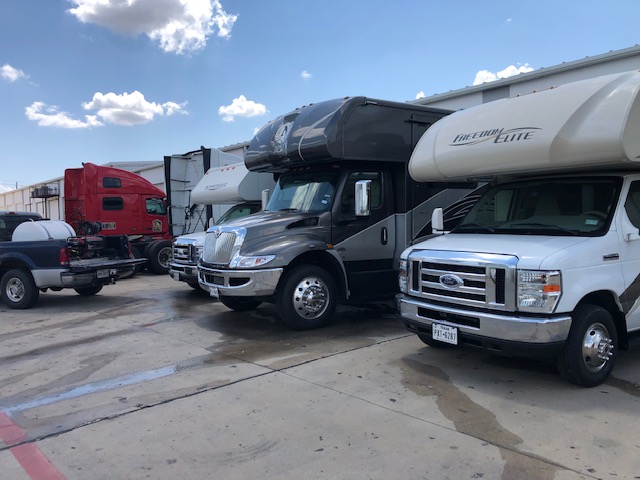 Elite RV Roof and Collision | Denton, TX