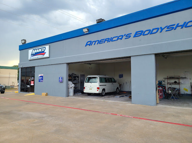 Maaco Auto Body Shop & Painting