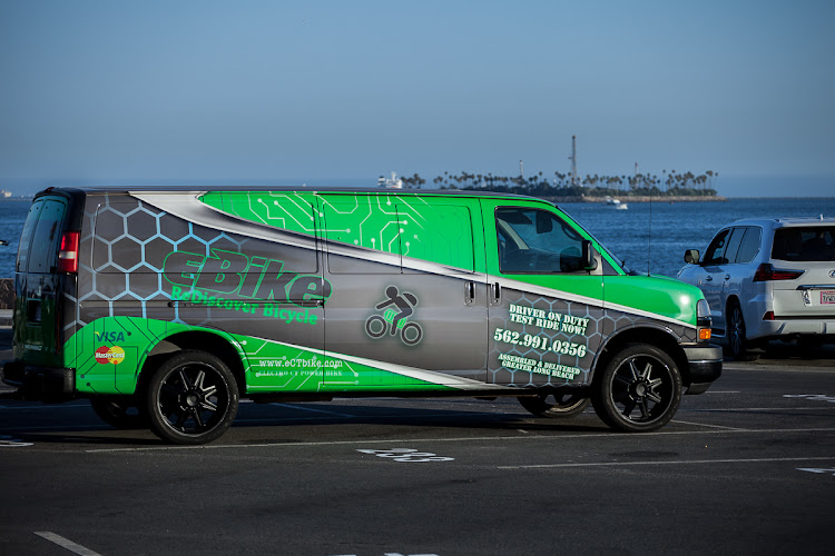 Xclusive Auto Collision and Car Wraps