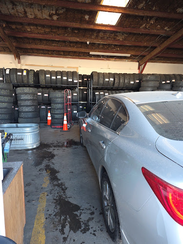 Martin Refugio Tire & Mechanic Shop