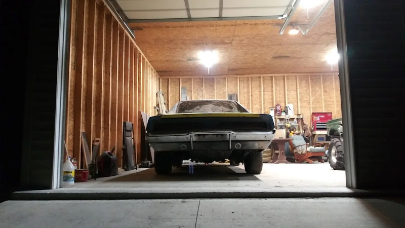 Mike's auto repair shop