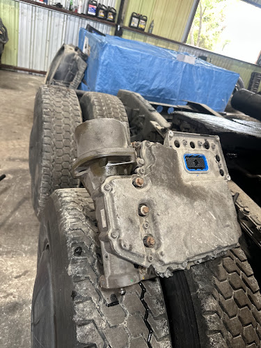 LCE TRUCK REPAIR