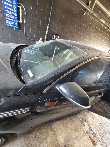 Hand's On Car Wash & Detail