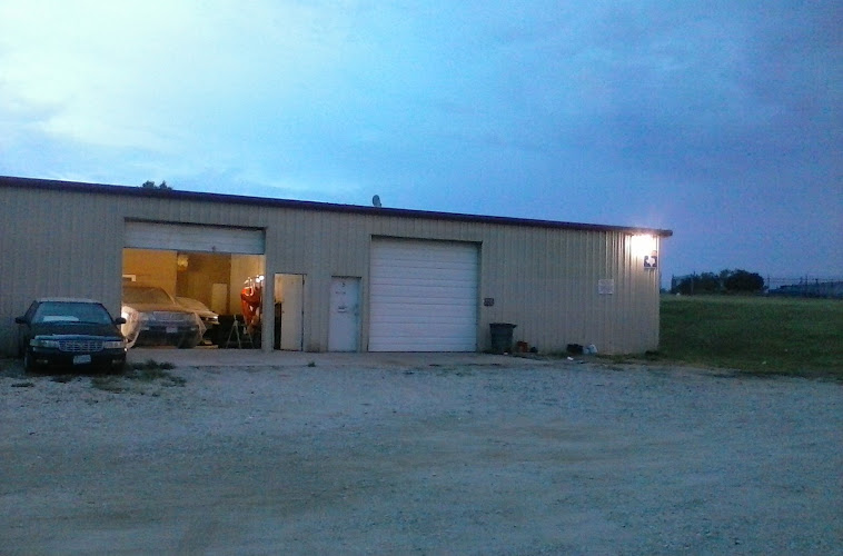 Ken's Auto Body Shop