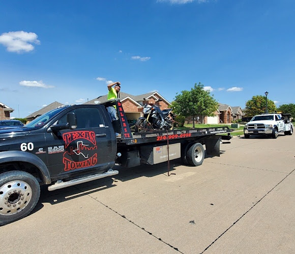 Texas Towing and Hauling