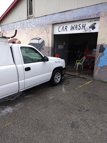 Lady Magic Detail Shop & Uhaul