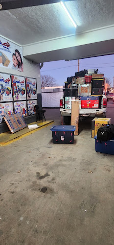 Tire shop don May y paqueteria chava hgo. Tire shop don May y paqueteria chava hgo.